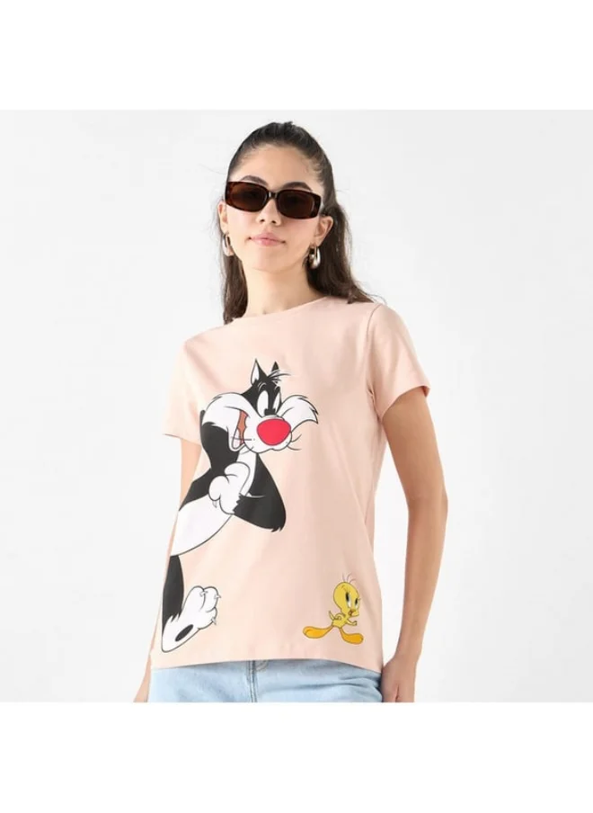 SP Characters Sylvester and Tweety Print T-shirt with Crew Neck and Short Sleeves