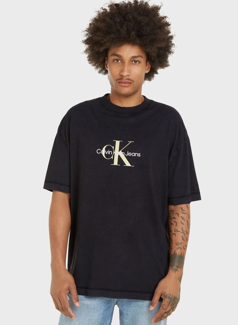 Calvin Klein Jeans Logo Crew Neck T-Shirt