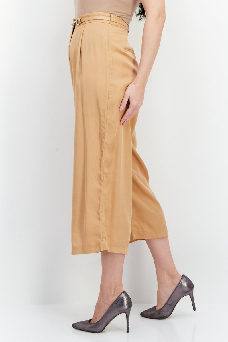 VERO MODA Women Straight Leg Plain Capri Pants, Tan - Image 3