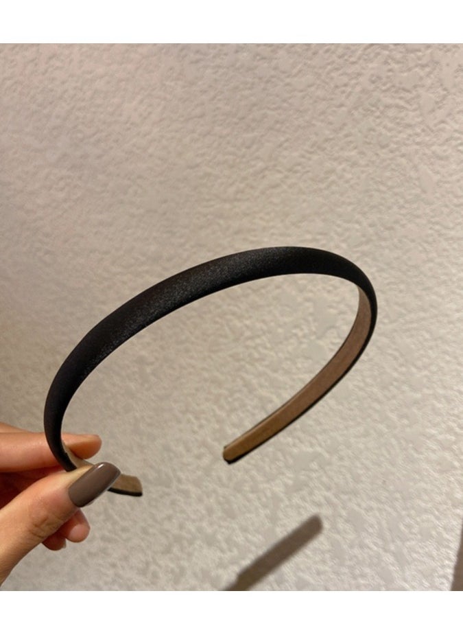 Mark Fairwhale Simple Temperament With thin Edge Headband 