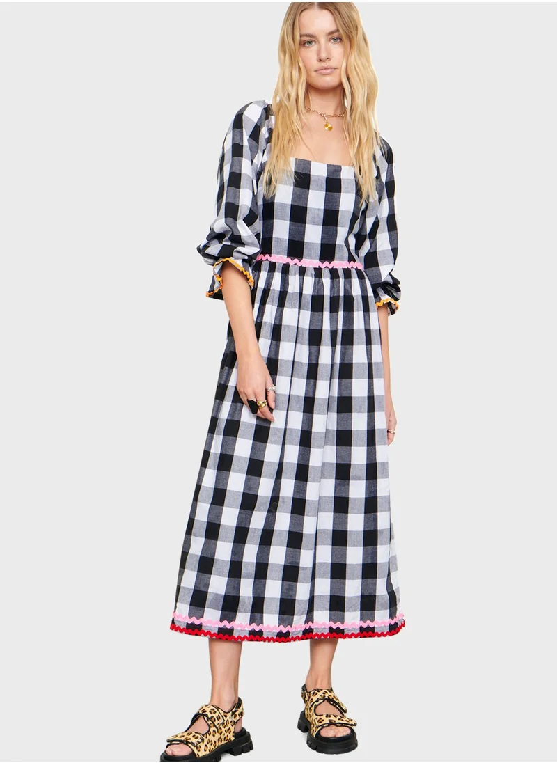 Never fully Dressed Square Neck Checked Balloon Sleeve Dress