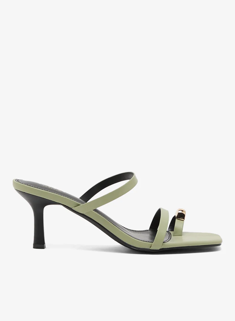 ايلا صندل موضة بكعب عالٍ