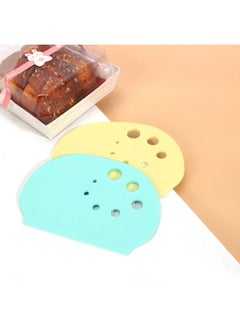 Generic Thickened PP Semicircle Flour Cutter With Scale Dough Cutter Vegetable Leaf Stripper Cake Cream Scraper-颜色:新款创意刮板-北欧粉  - Image 3