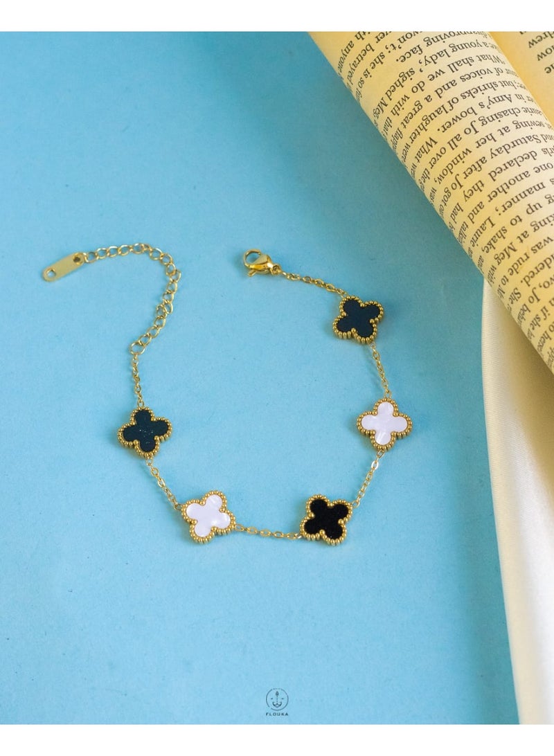 Luxuria Lucky bracelet with a black and white clover design, 18k gold-plated stainless steel, for women; trendy four-leaf flower bracelet. - Image 2