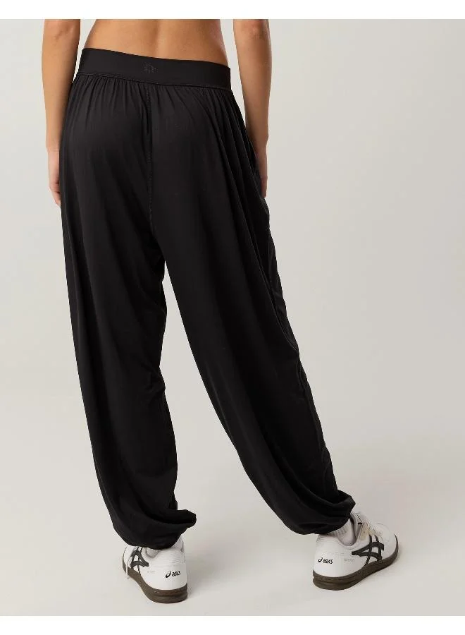 Aerie OFFLINE By Aerie The Hugger Go With The Flow Jogger