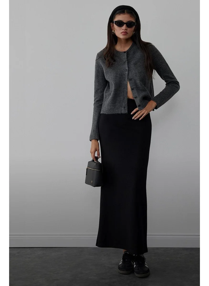 سود كوليكشن Black Slimming Maxi Pencil Skirt