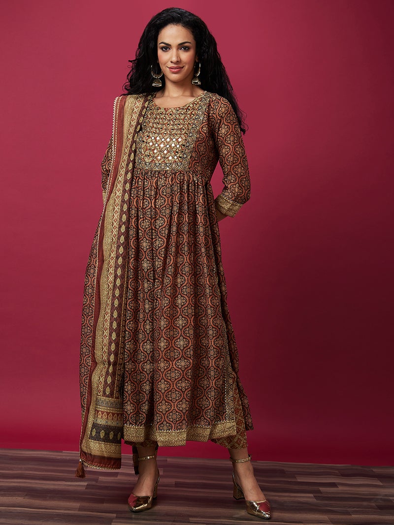 globus Globus Women Brown Ethnic Motifs Printed High Slit Thread Work Kurta With Trousers & Dupatta - Image 2