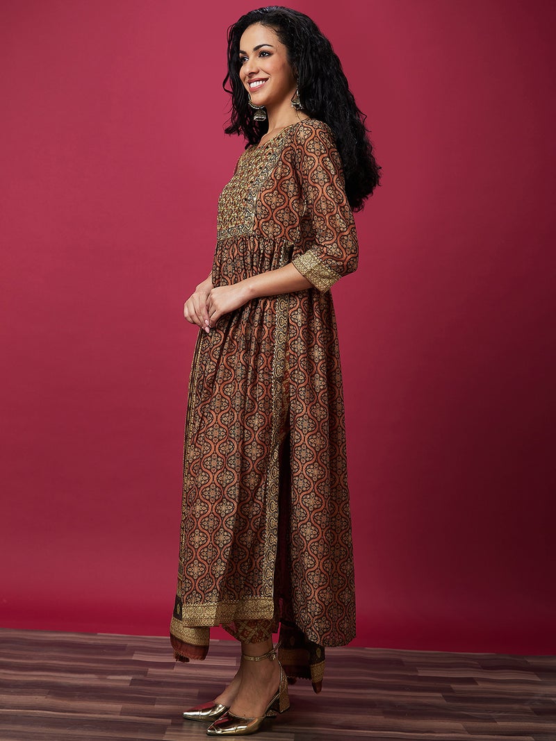 globus Globus Women Brown Ethnic Motifs Printed High Slit Thread Work Kurta With Trousers & Dupatta - Image 3