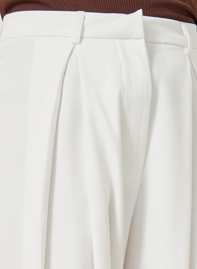 Styli Solid Inverted Pleated Wide Leg Pants - Image 3