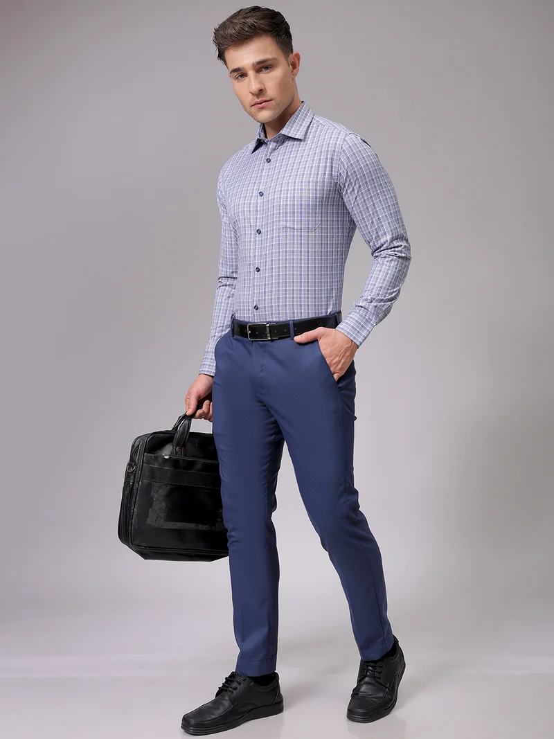 شركة المرآب الهندية Men Slim Fit Checkered Full Sleeves Cutaway Collar Formal Shirt