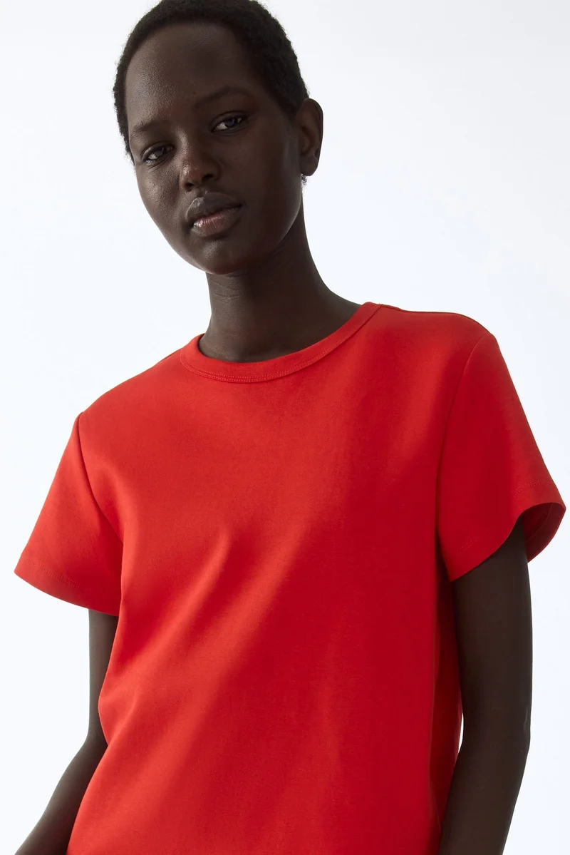 اتش اند ام تي-شيرت من القطن