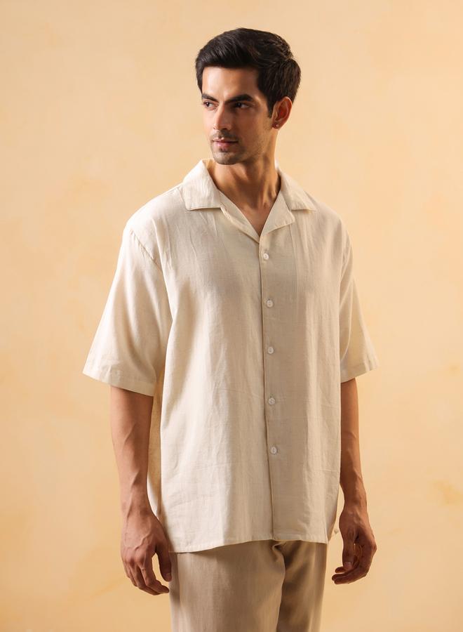 TRULOOM Men Solid Oversized Cotton Shirt - Image 1
