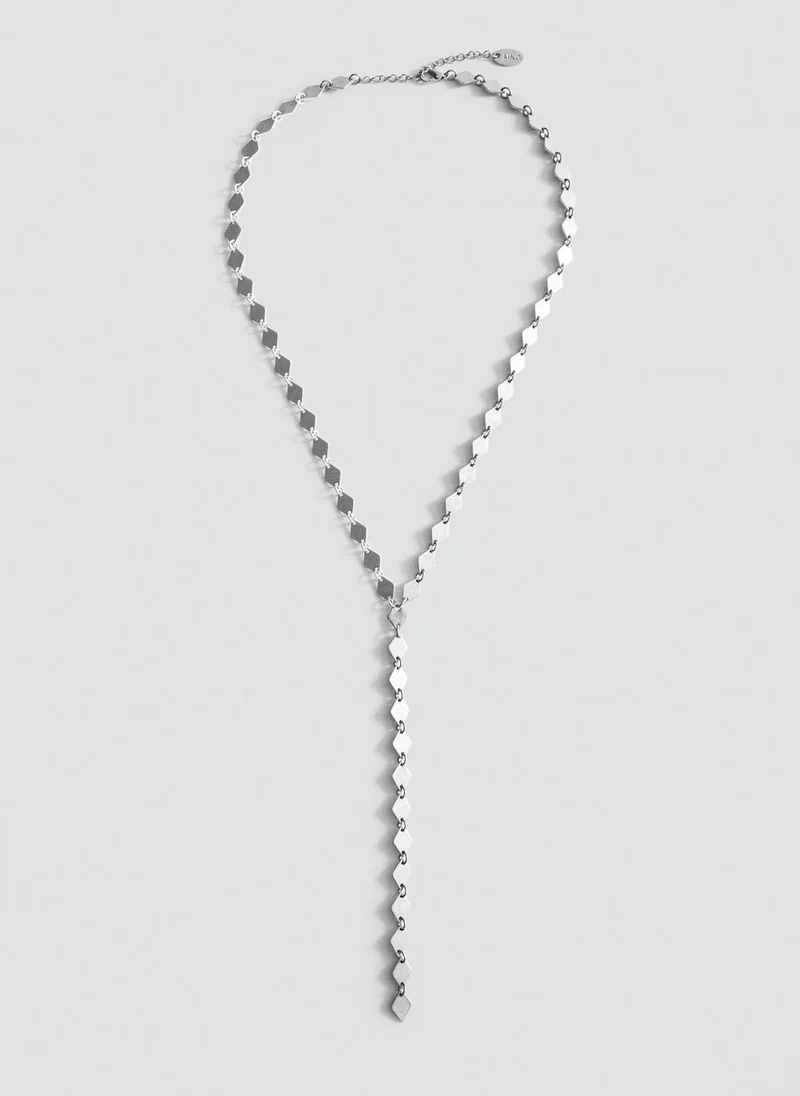 Metal Pendant Necklace