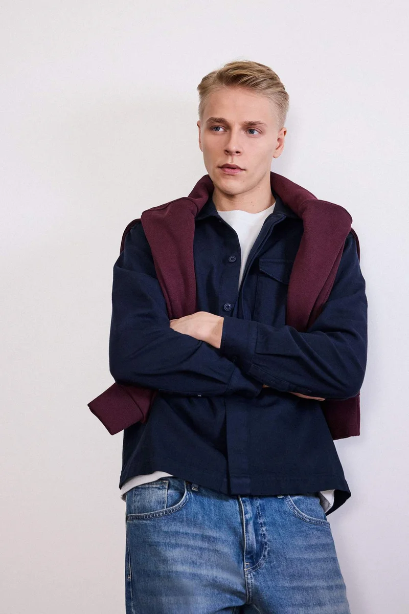 ديفاكتو Boxy Fit Polo Neck Twill Long Sleeve Shirt