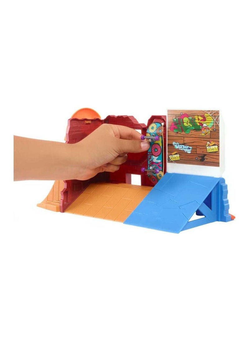 Hot Wheels Skate Fingerboard Donut Skatepark Playset