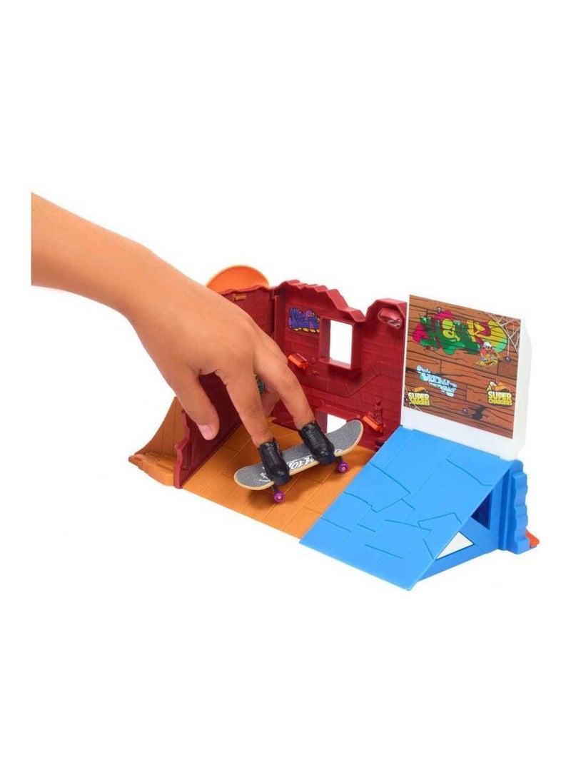 Hot Wheels Skate Fingerboard Donut Skatepark Playset