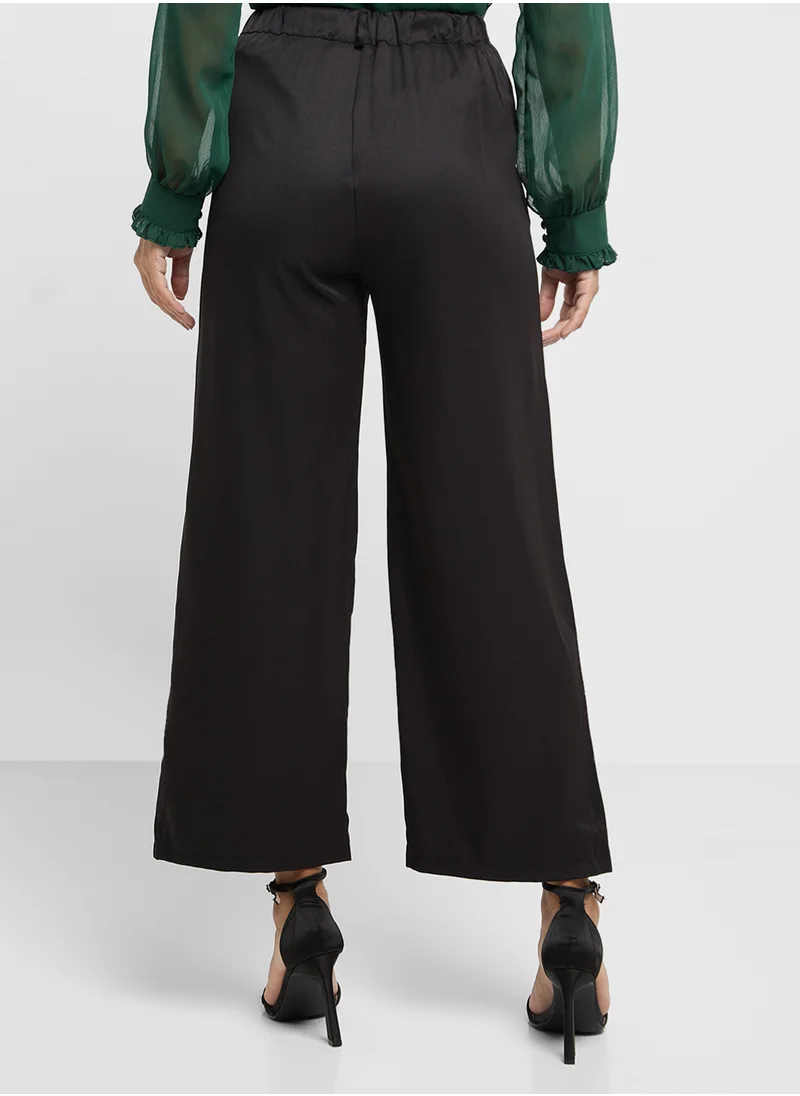 ايلا Loose Fit Pants