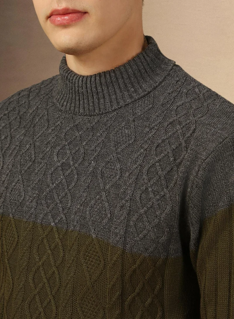 Dennis Lingo Men's Light Blue 100% Acrylic Colour Blocked Slim Sweater