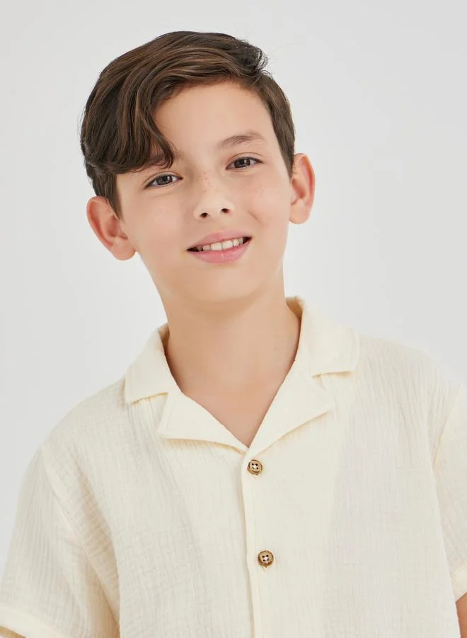 Styli Styli Textured Buttoned Short Sleeve Shirt