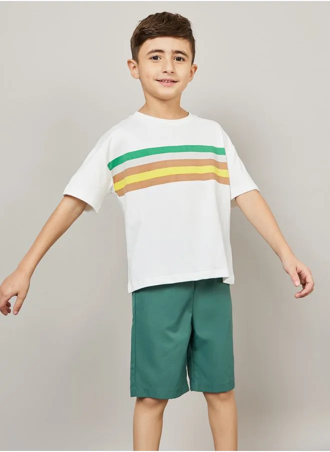 ستايلي Colorblock Print T-Shirt with Short Sleeves & Shorts Set