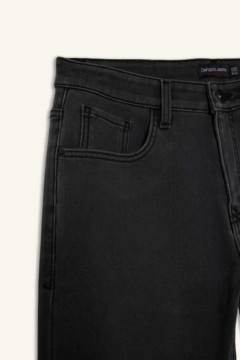 Defacto  Diago Comfort Fit Regular Hem Jeans for Men | Best Price UAE