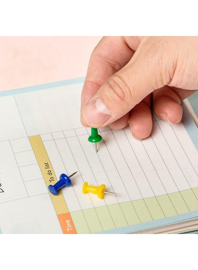 100 قطعة من دبابيس الضغط الملونة للوحة الإعلانات - دبابيس تثبيت برؤوس بلاستيكية وأطراف فولاذية - للوحة الفلين، وملصقات الحائط، والخرائط، والصور، والاستخدام المكتبي والمنزلي - مع صندوق تخزين - Image 3