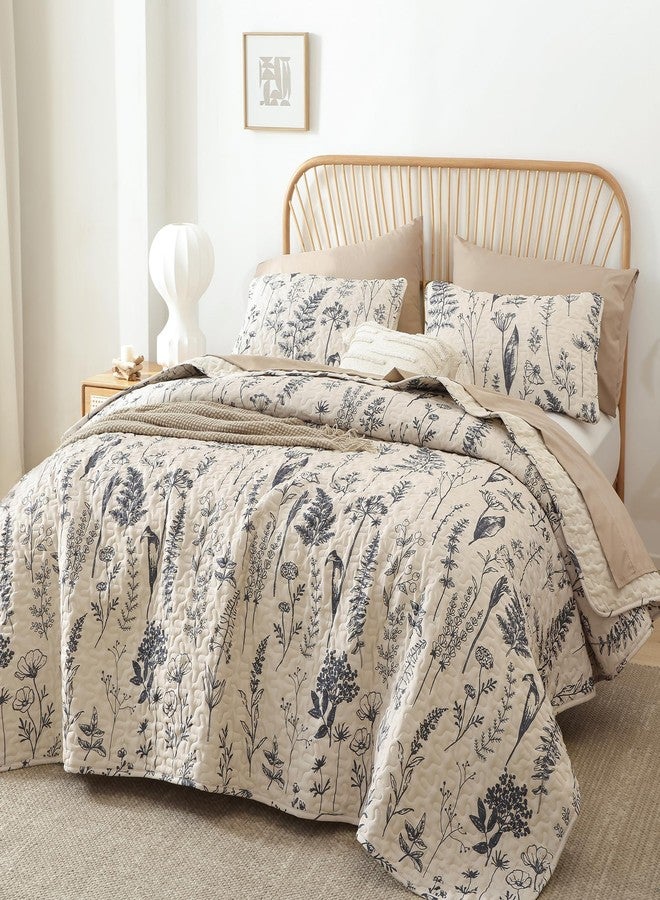 JANZAA Quilt King Size Beige Quilt Bed Spread Boho Quilt with Floral Pattern Microfiber Quilts Set 3 Pieces Lightweight Comforter Reversible Bedding Set,1Quilt 104x90 inches, 2 Pillowcases - Image 1