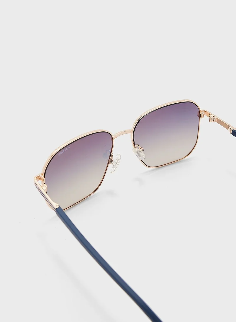 GUESS Oversized Sunglasses