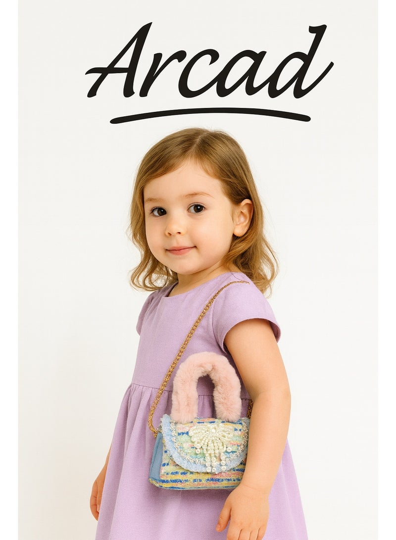 أركاد حقيبة يد للبنات بمقبض فرو صناعي وزينة عقد لؤلؤ مع سلسلة ذهبية – متعددة الألوان - Image 1