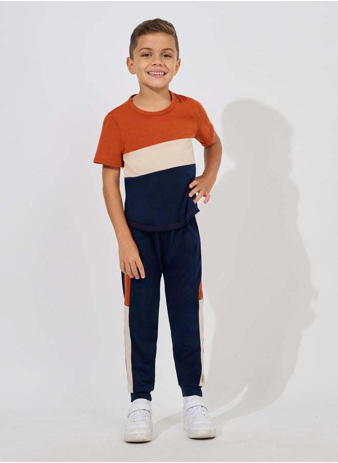 Styli Color Block T-Shirt & Joggers Set  - Image 1