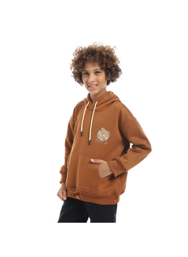 Caesar Milton boys' winter hoodie with prints on the chest and back - Image 2