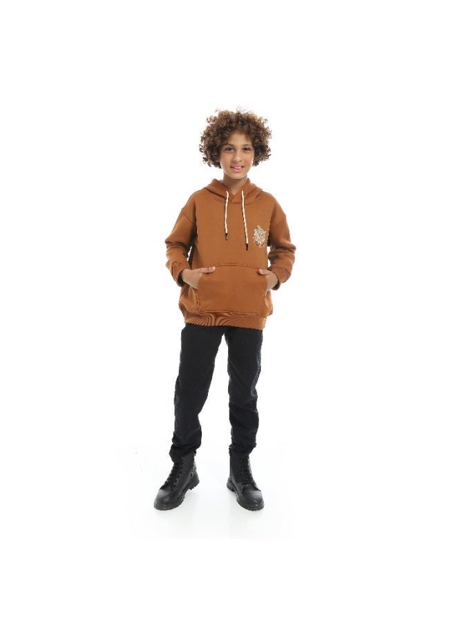 Caesar Milton boys' winter hoodie with prints on the chest and back - Image 4