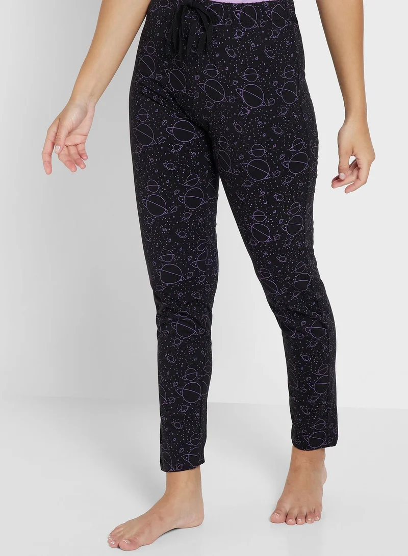 Ginger Graphic Nightwear T-Shirt And Pyjama Set