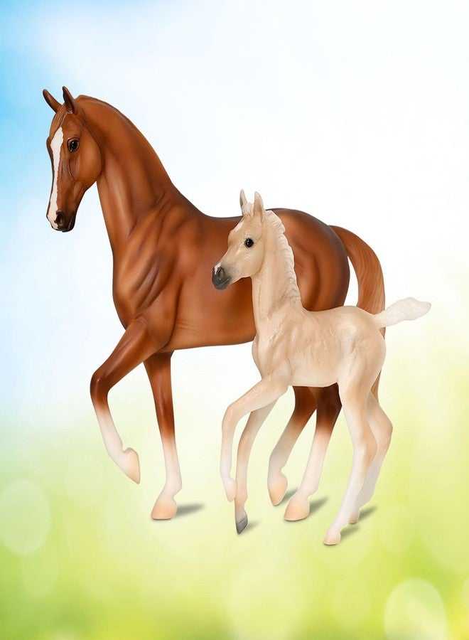 Breyer مجموعة حرية خيول بريير | مجموعة خيل و مهر بقوة و دقة | تمثال خيل | 9" طول x 7" ارتفاع | نموذج #B-FS-10251 - Image 2