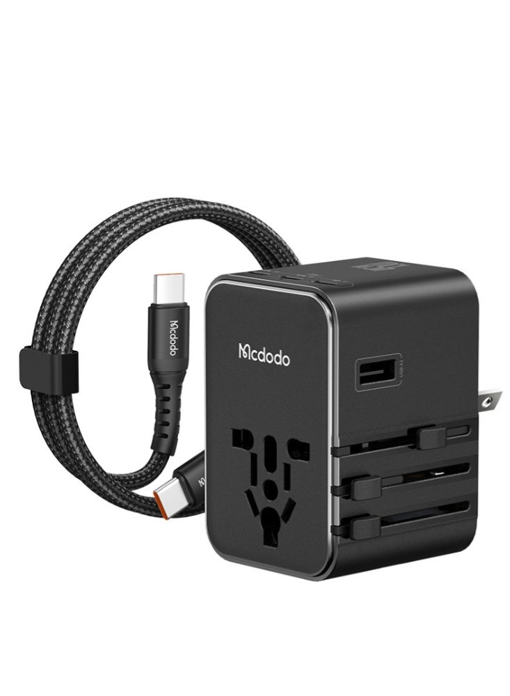 مكدودو محول سفر عالمي Mcdodo CP-3270 بقدرة 45 واط USB-C PD مع 3 منافذ USB-C + منفذ USB-A واحد متوافق مع مقابس UK / US / EU + كابل USB-C إلى USB-C بقدرة 60 واط بطول 1 متر لون أسود - Image 1