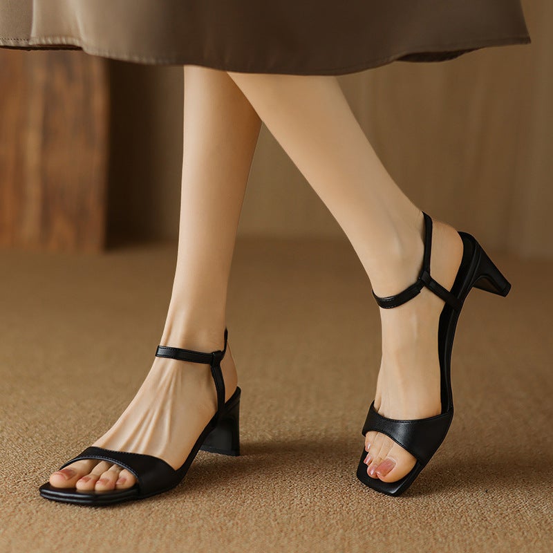 2024 Fashion Mid-Heel Square 32-43 Buckle Open Toe Elegant Women'S Sandals - Image 2