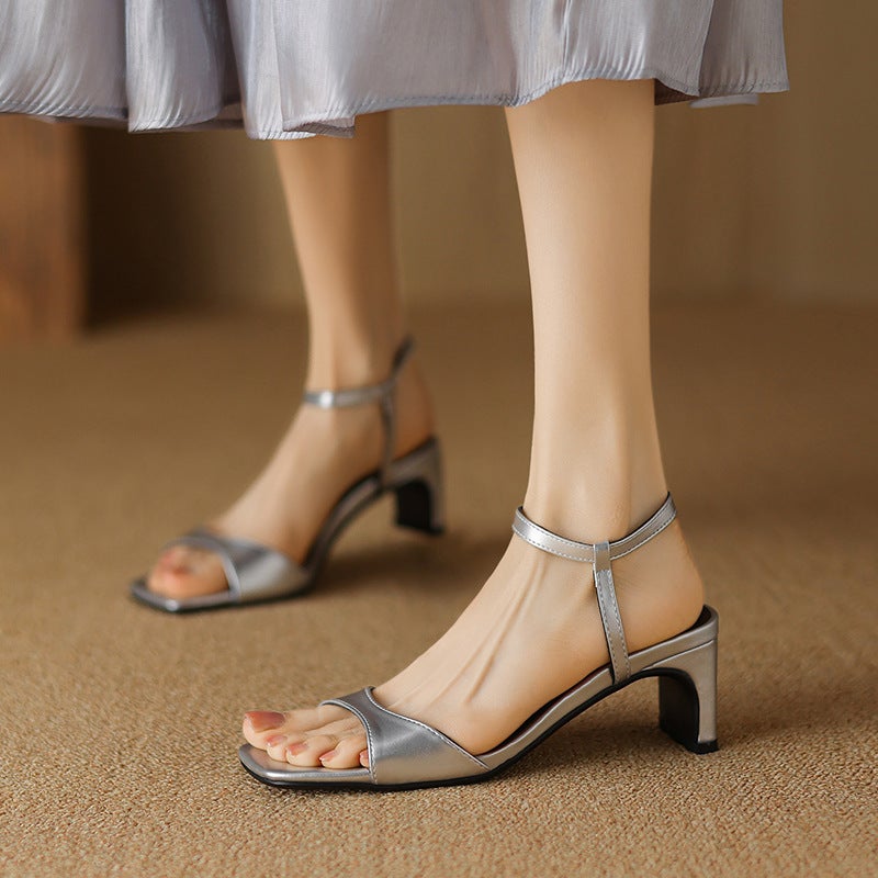 2024 Fashion Mid-Heel Square 32-43 Buckle Open Toe Elegant Women'S Sandals - Image 3
