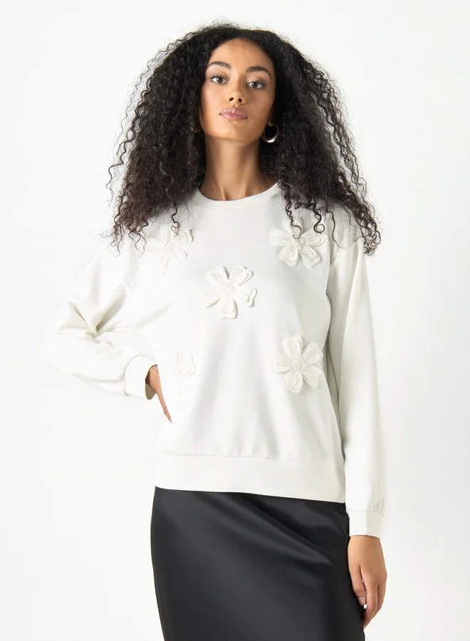 2Xtremz 2Xtremz Flower Applique Oversized Sweatshirt with Long Sleeves