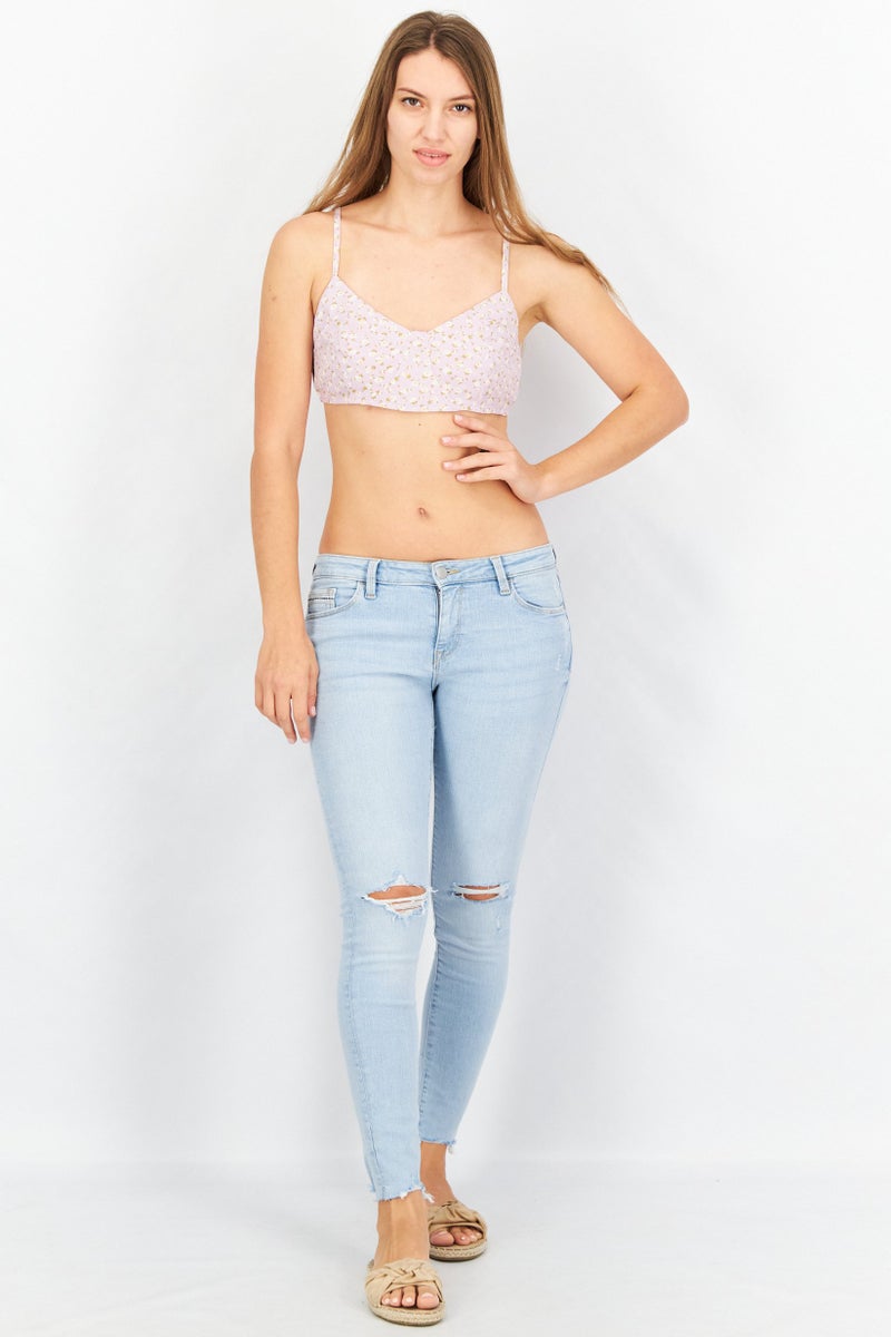 Missguided Women V-Neck Sleeveless Allover Print Crop Top, Multicolor - Image 3