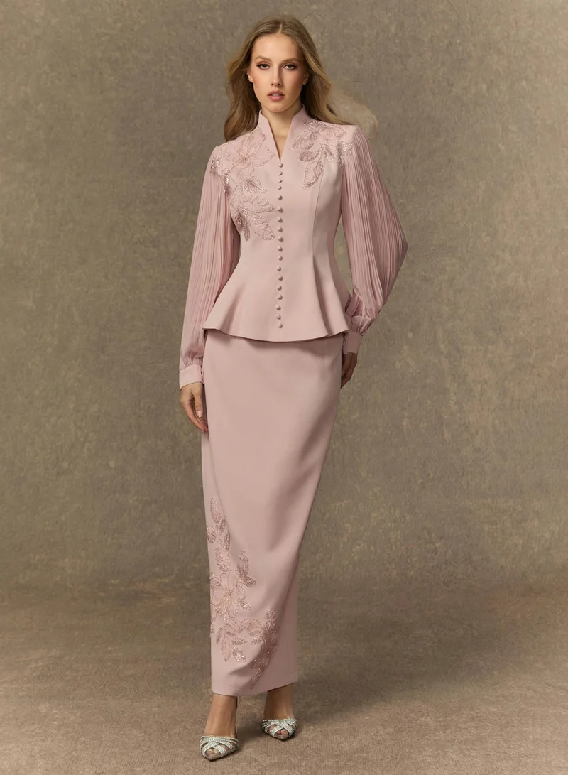 سنفير Dressed To Dazzle White Floral Embroidery Pleated Sleeve Skirt Set