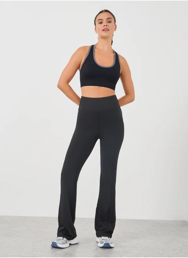 ستايلي Contrast Trim Scoop Neck Sports Bra
