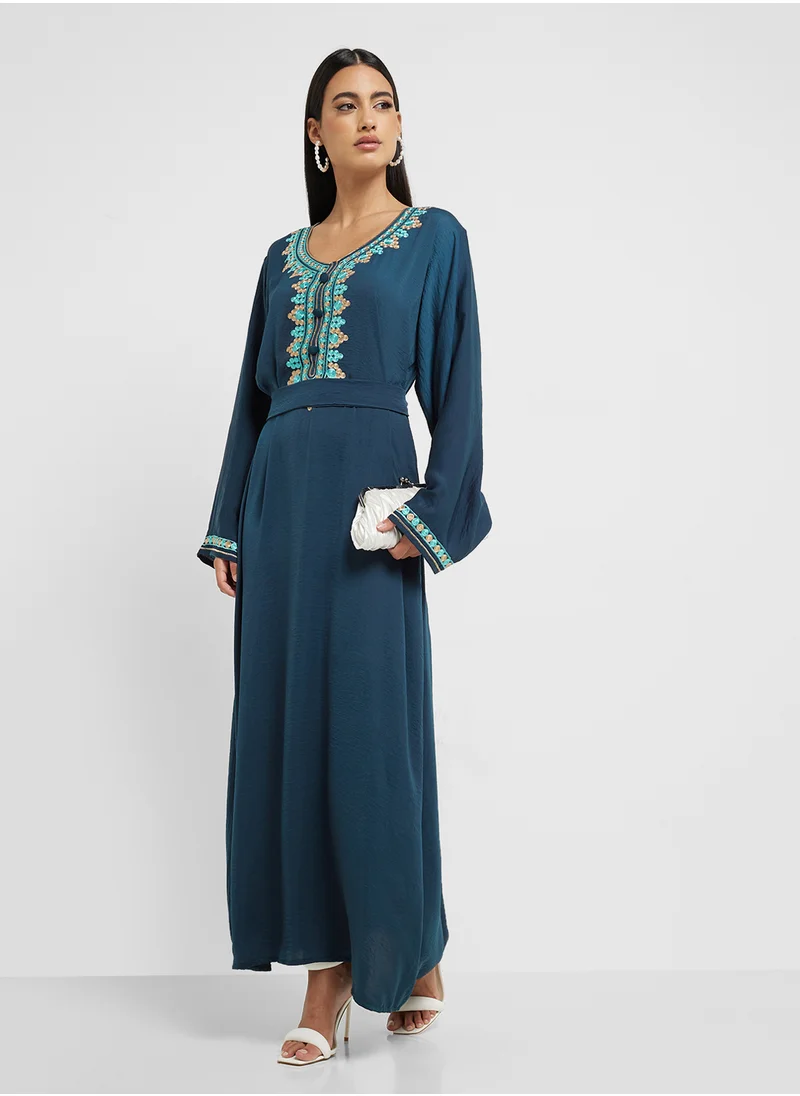 hayas closet Emroidered Belted Jalabiya