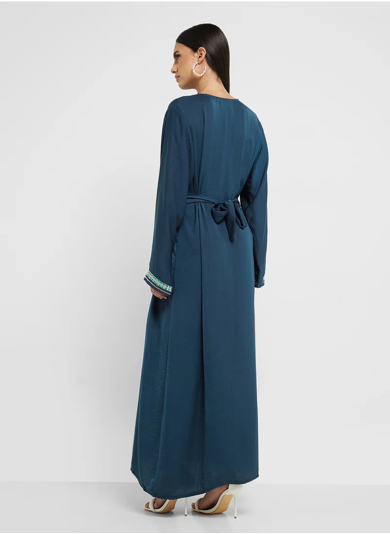 hayas closet Emroidered Belted Jalabiya