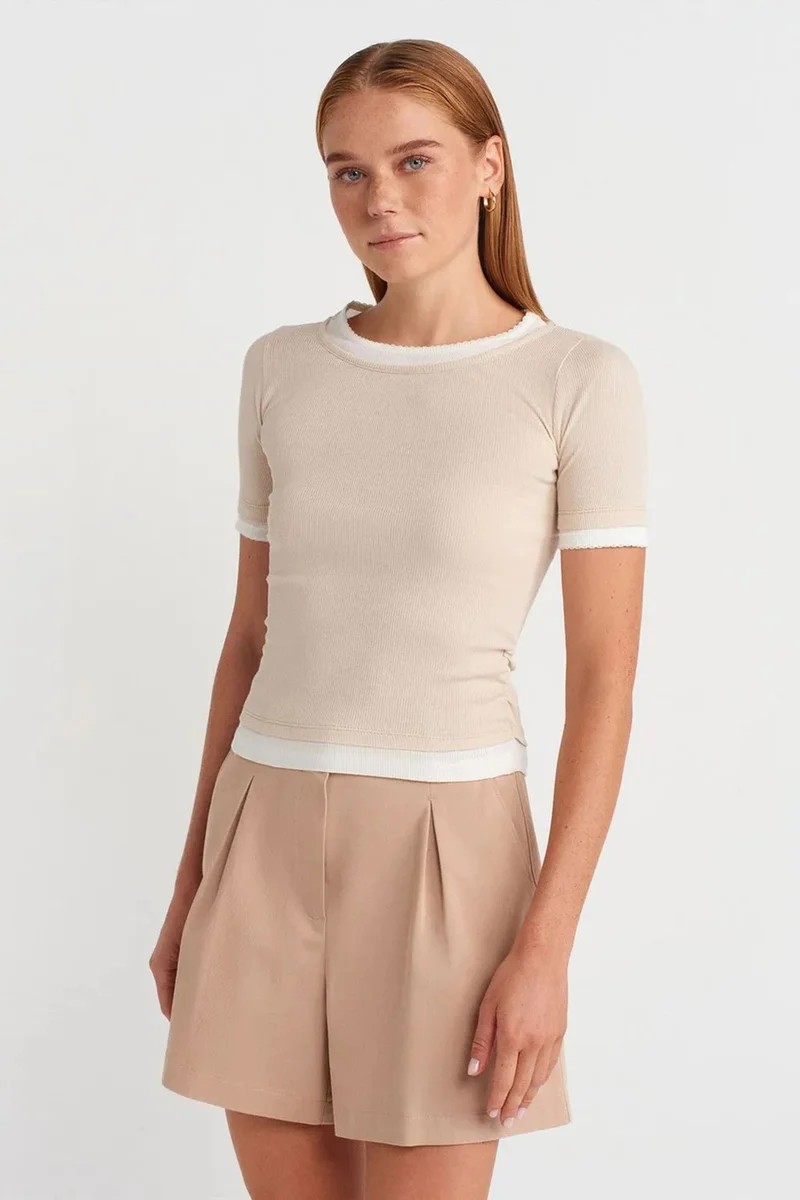 DILVIN Women's Crop Slim-Fit Crew Neck T-Shirt