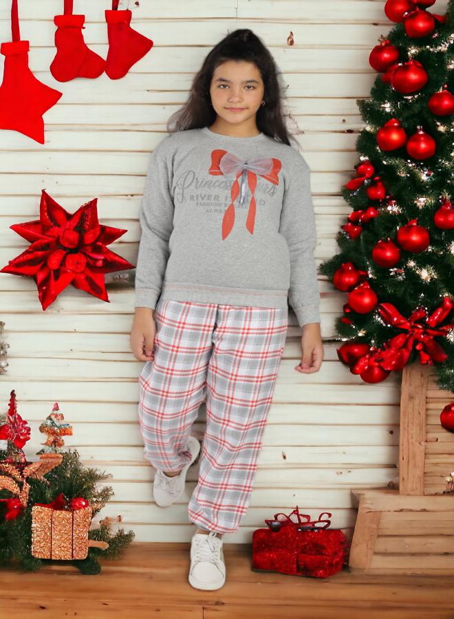 تشويس توب ميلتون قطن مع بنطلون كاروه للبنات، لعمر 16 سنة، موديلات 2024، نسيج عالي الجودة وخامات فائقة النعومة، موديلات مطبوعة بألوان مرحة وجذابة، تقدم الراحة والأناقة - Image 4