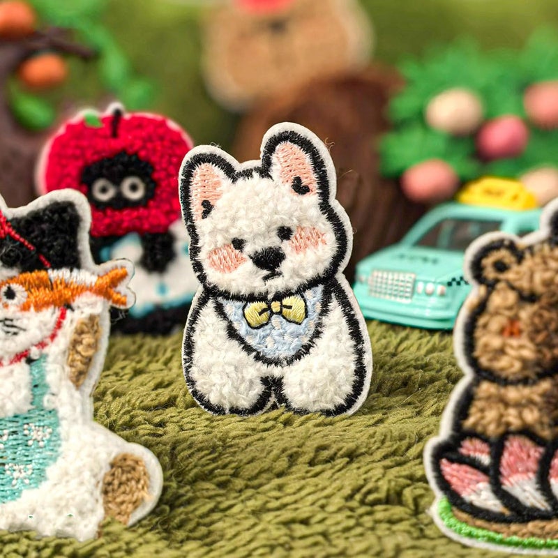 Detailed Animal Embroidery Patches Premium Polyester Fabric Sticker Quick Stick Cartoon Pet Patches Artistic Cartoon Design - Image 5
