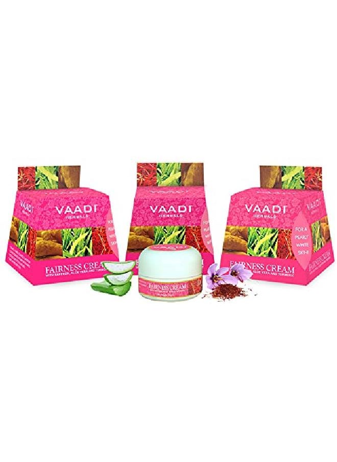 VAADI HERBALS - كريم التفتيح بخلاصة الزعفران والصبار والكركم 30 جرام × 3 - Image 1