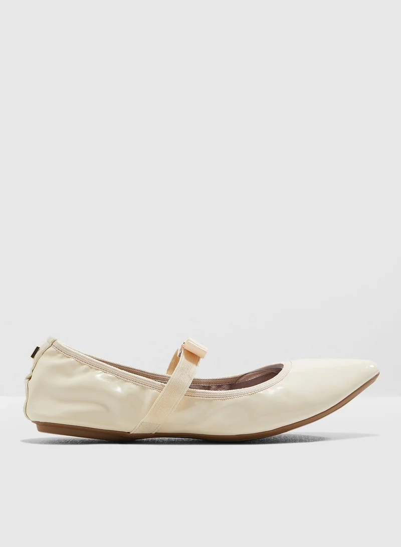 BUTTERFLYTWISTS Aria Ballerina