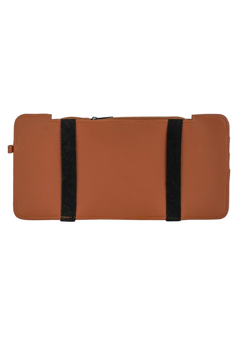 منظم واقي الشمس من الجلد للسيارة - مساحة تخزين واقي الشمس من الجلد الصناعي مع فتحات للبطاقات، وجيب شبكي، ومشبك مغناطيسي للنظارات الشمسية، وحامل أقلام - مناسب لجميع أنواع السيارات وسيارات الدفع الرباعي (بني) - Image 2