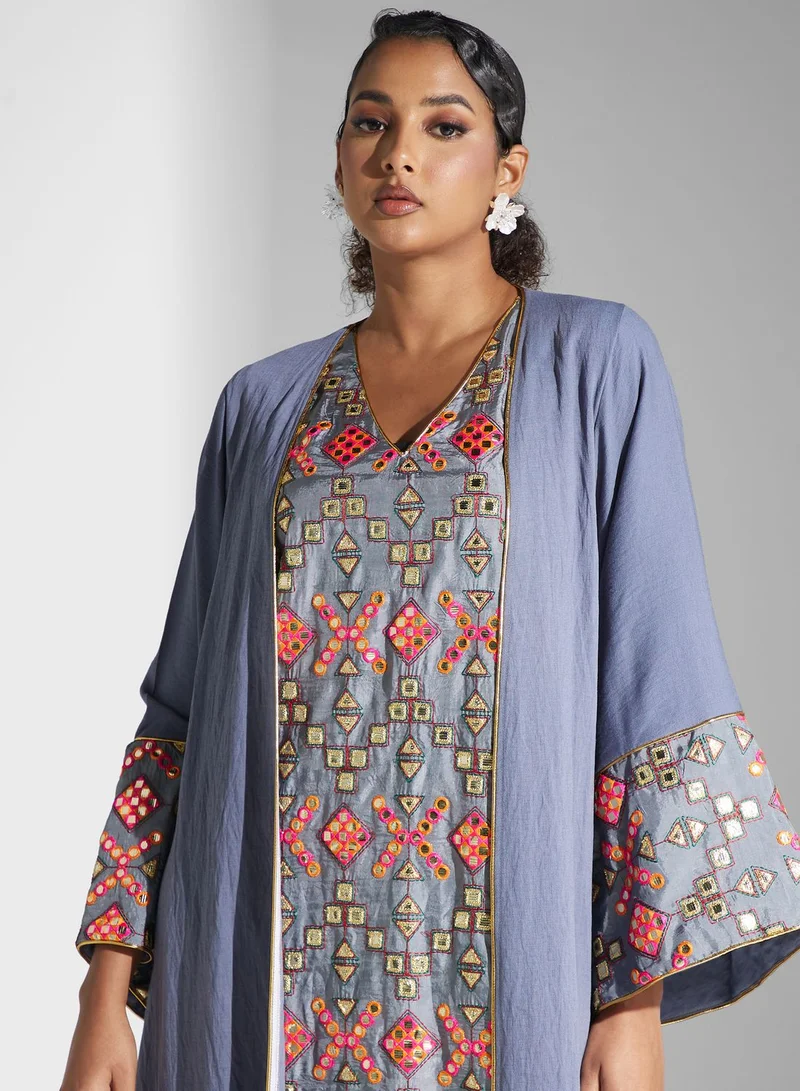 Yaser albik Embroidered Open Abaya Dress